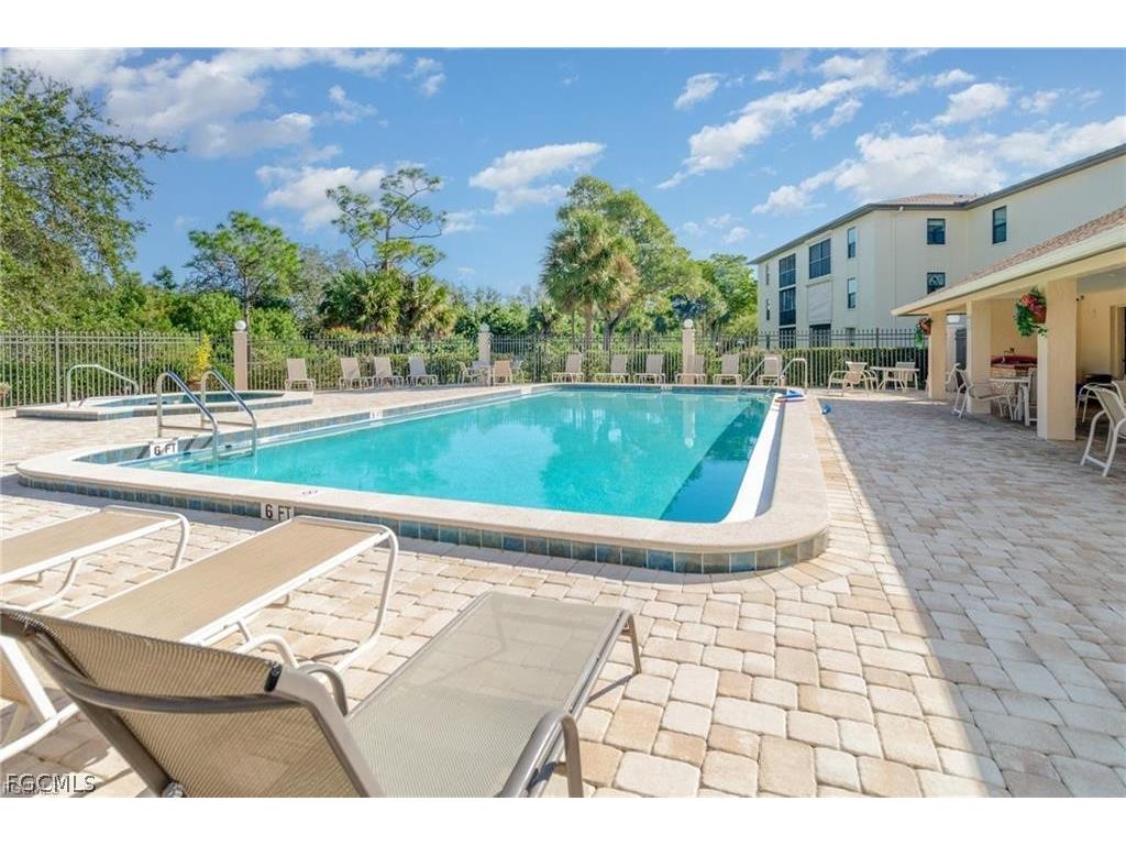 8504 Charter Club Circle #5 Fort Myers FL 33919 2026010401 image29