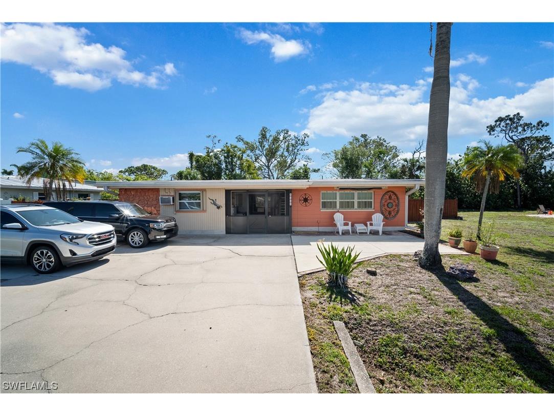 8506 Beacon Street Fort Myers FL 33907 223035413 image1