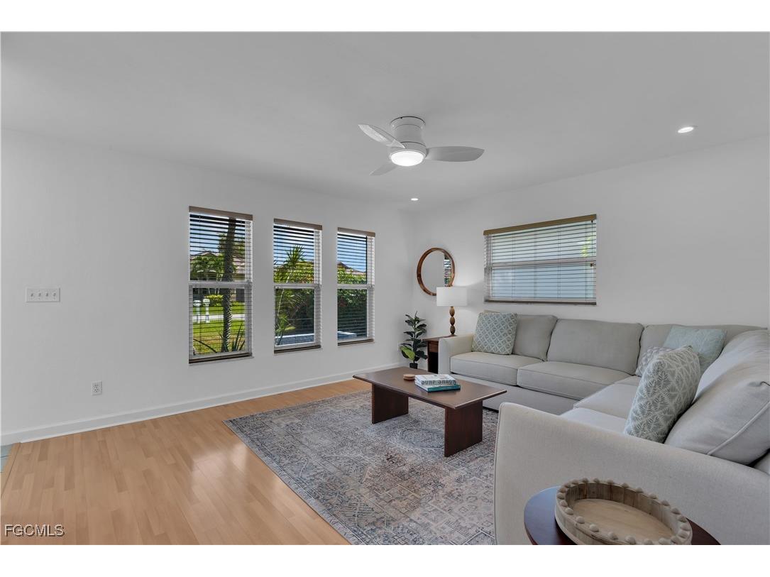 851 98th Avenue N Naples FL 34108 2025013794 image13