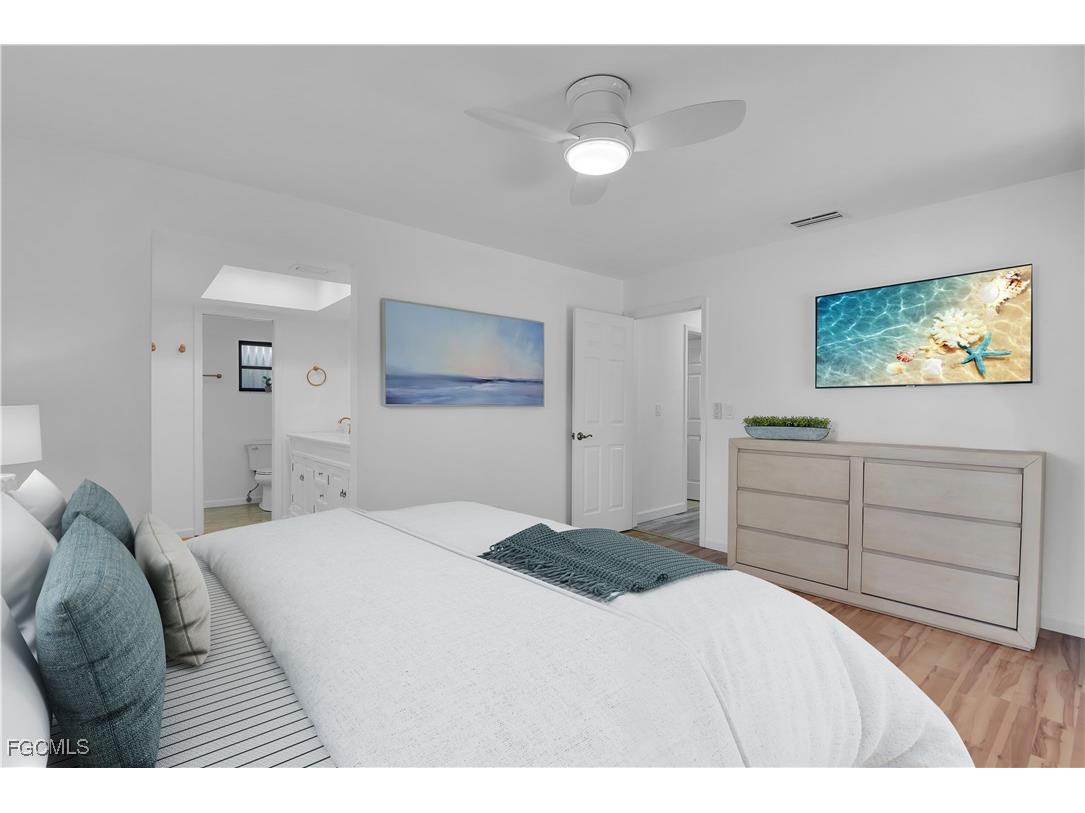 851 98th Avenue N Naples FL 34108 2025013794 image19