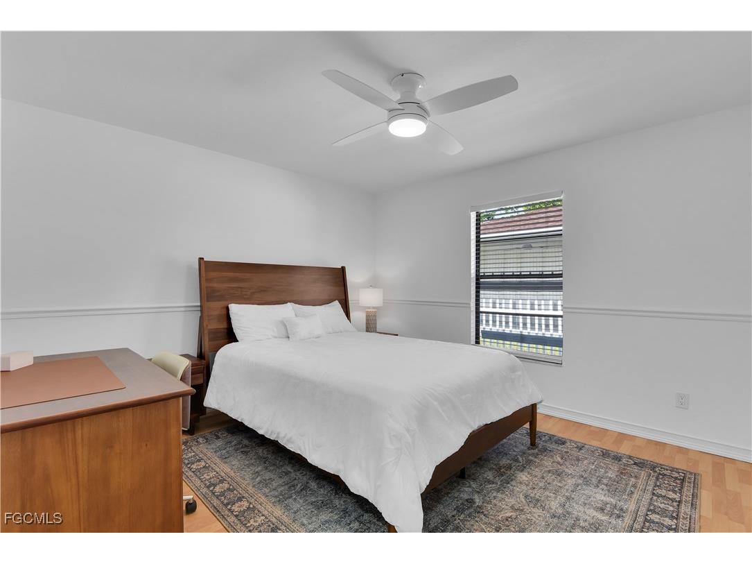 851 98th Avenue N Naples FL 34108 2025013794 image25