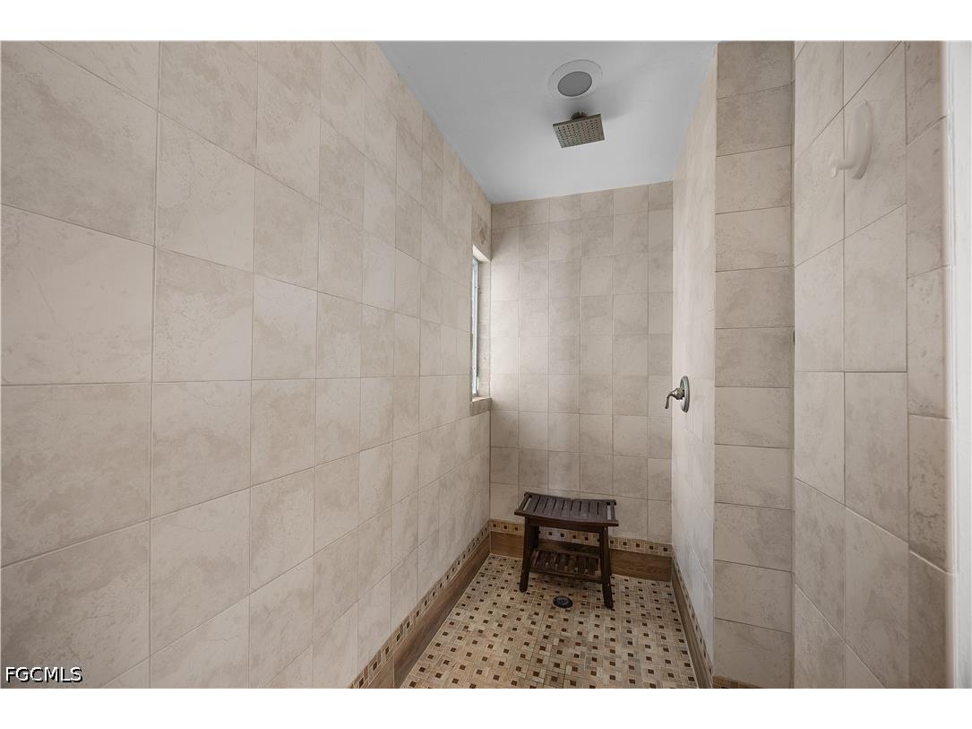 8512 Chatham Street Fort Myers FL 33907 2026015126 image20