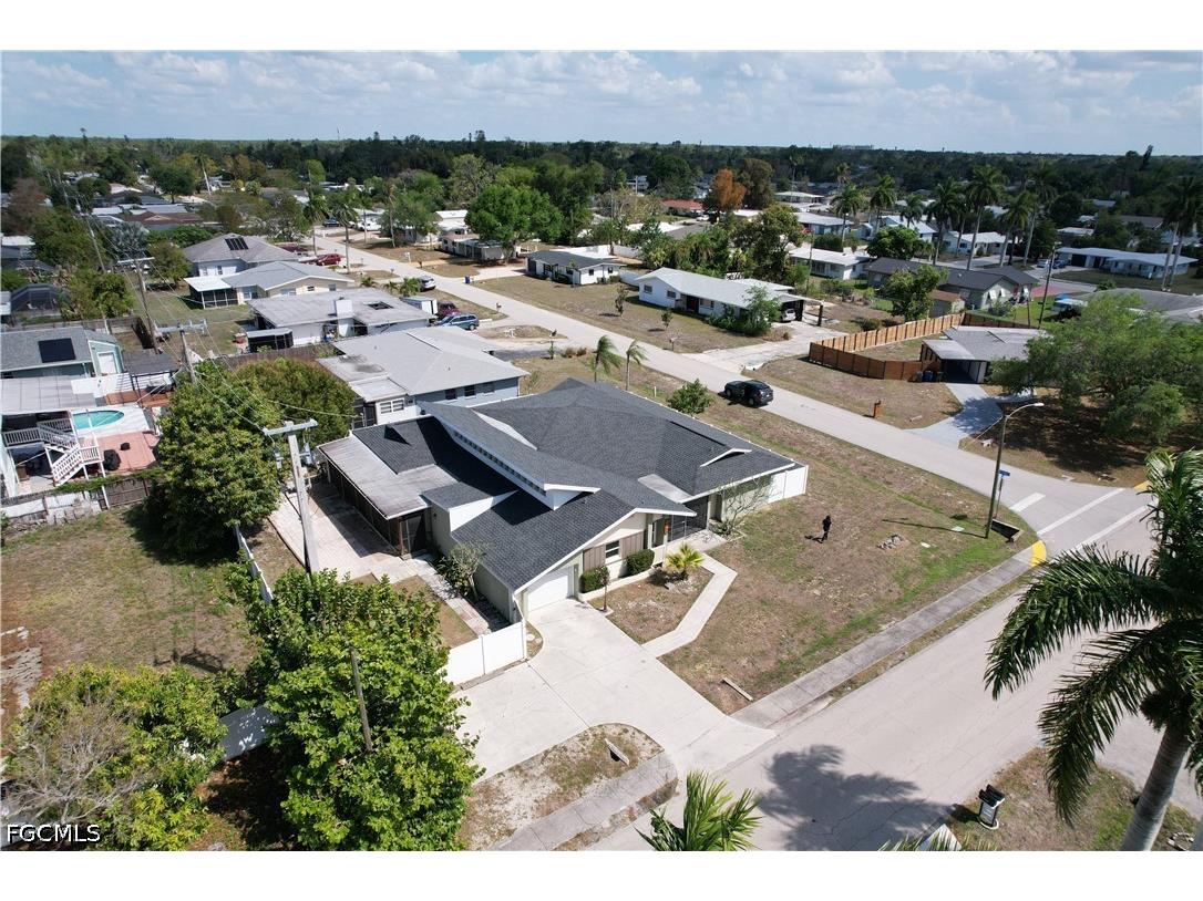 8512 Chatham Street Fort Myers FL 33907 2026015126 image31