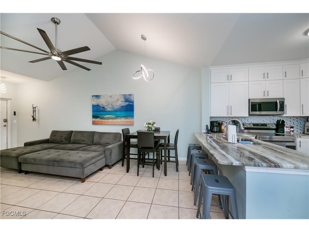 8513 Bernwood Cove Loop #212 Fort Myers FL 33966 2025019346 image6