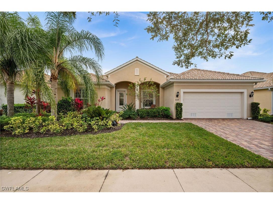 8514 Karina Court Naples FL 34114 224008037 image1