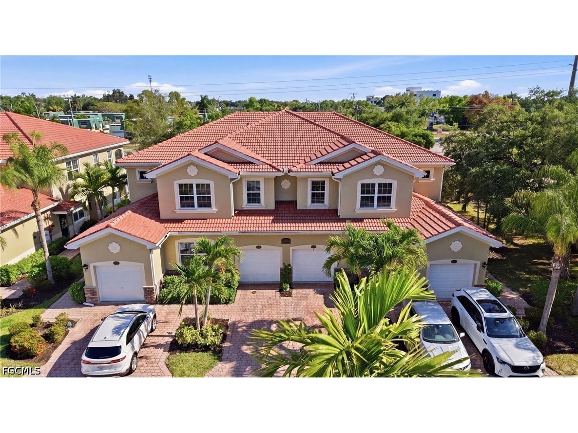 8515 Oakshade Circle #201 Fort Myers FL 33919 2026019659 image1