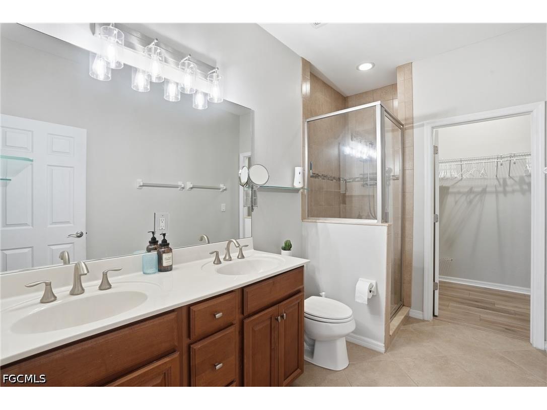 8515 Oakshade Circle #201 Fort Myers FL 33919 2026019659 image20