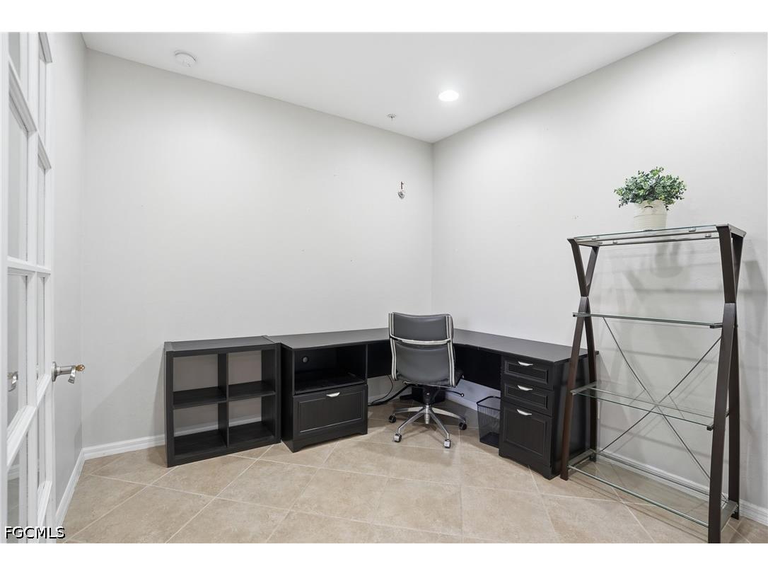 8515 Oakshade Circle #201 Fort Myers FL 33919 2026019659 image27