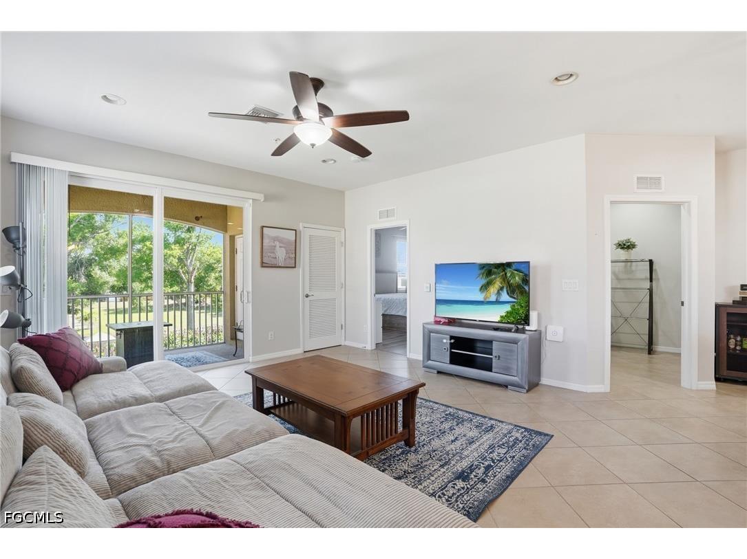 8515 Oakshade Circle #201 Fort Myers FL 33919 2026019659 image8