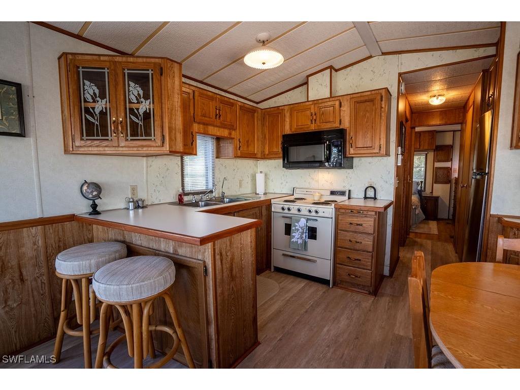 8516 Pepperwood Drive Estero FL 33928 226001884 image9