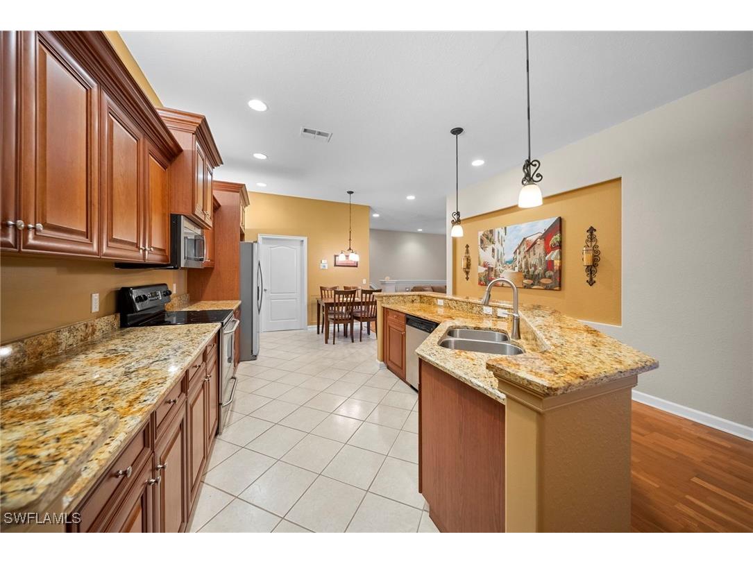 8516 Via Lungomare Circle #201 Estero FL 33928 225081685 image22