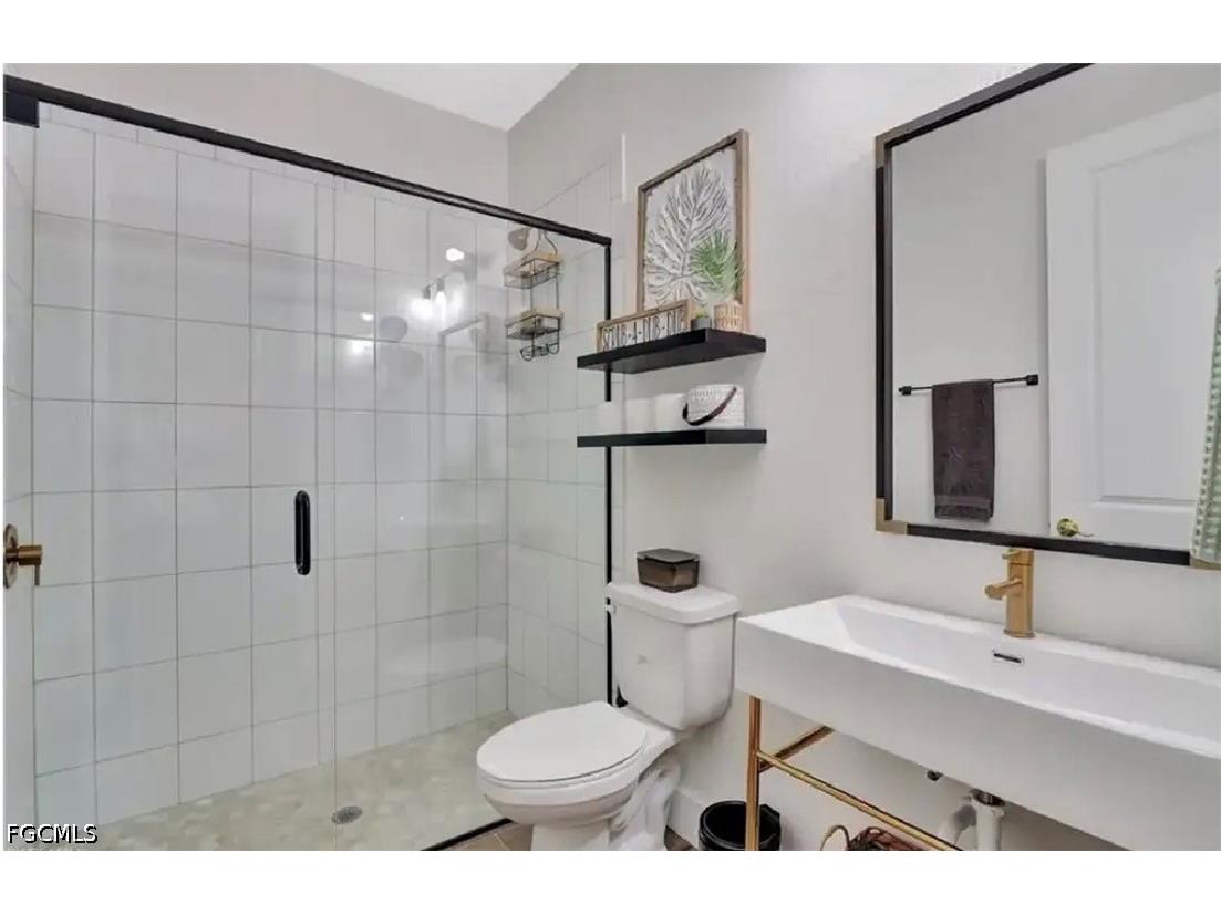 8517 S Lake Circle Fort Myers FL 33908 2026016915 image30