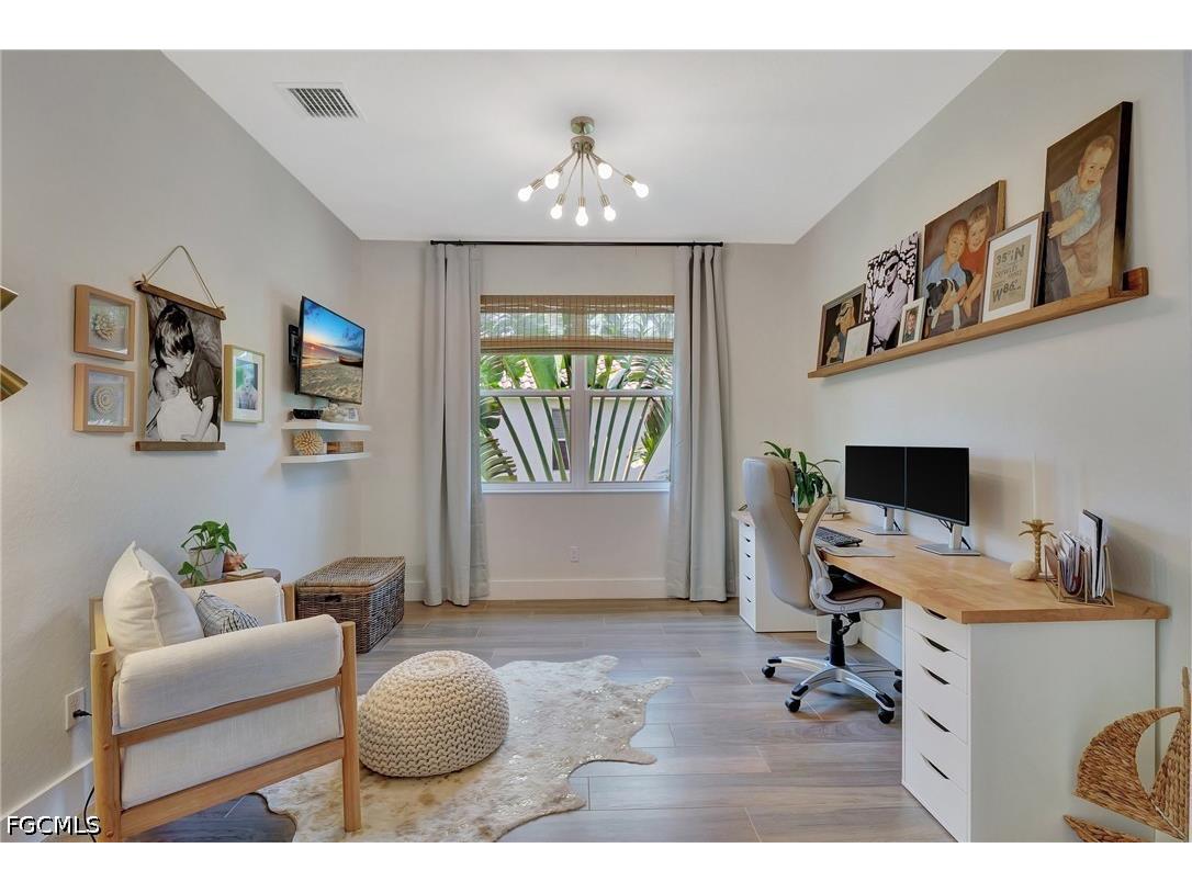 8517 S Lake Circle Fort Myers FL 33908 2026016915 image4