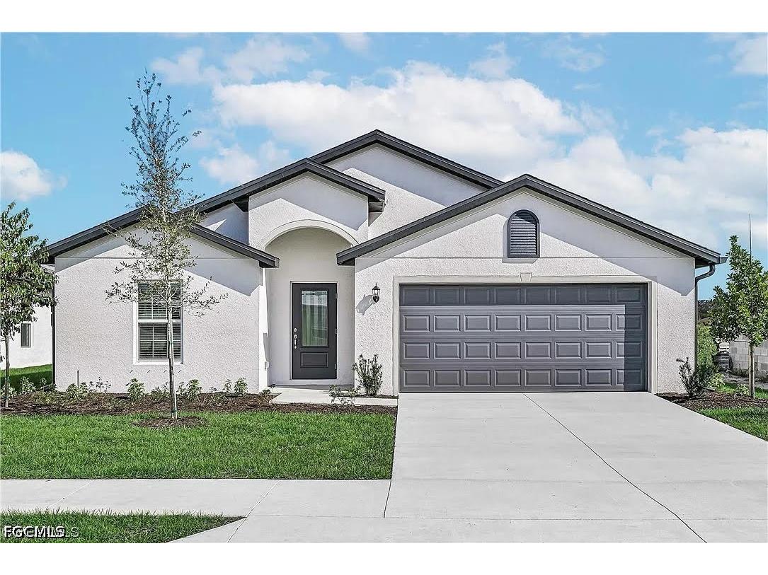 852 Franklin Court Immokalee FL 34142 2026013144 image1