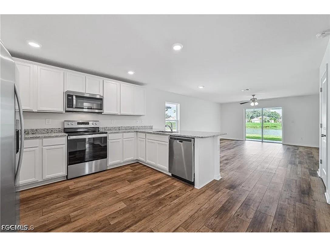 852 Franklin Court Immokalee FL 34142 2026013144 image4