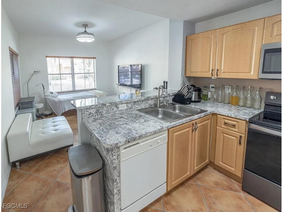 8520 Nw 139th Ter #1607 Miami Lakes FL 33016 2025017286 image11