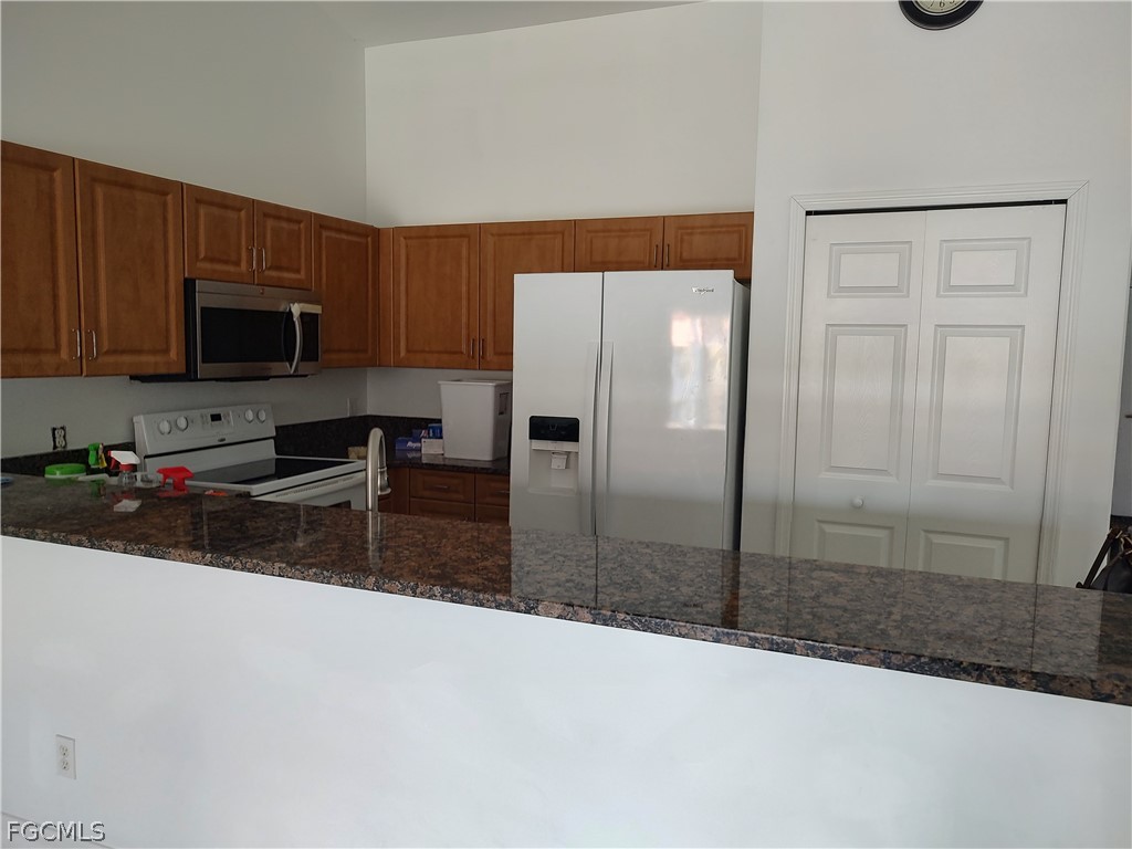 8521 Oakshade Circle #421 Fort Myers FL 33919 2026010701 image3