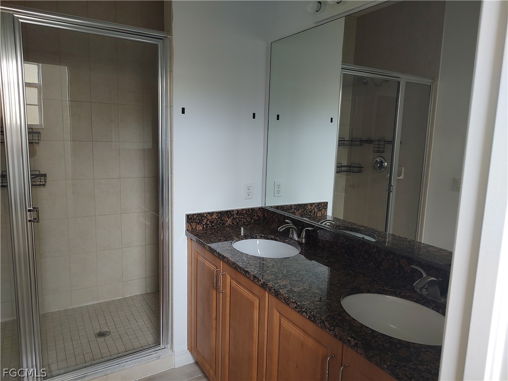 8521 Oakshade Circle #421 Fort Myers FL 33919 2026010701 image6