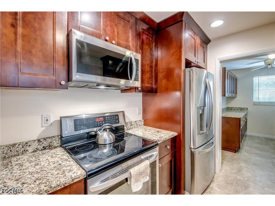 8524 Dartmouth Street Fort Myers FL 33907 2026021758 image12