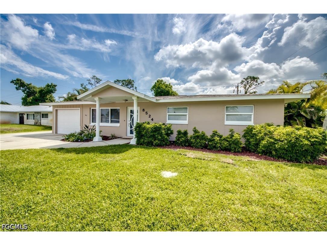 8524 Dartmouth Street Fort Myers FL 33907 2026021758 image3