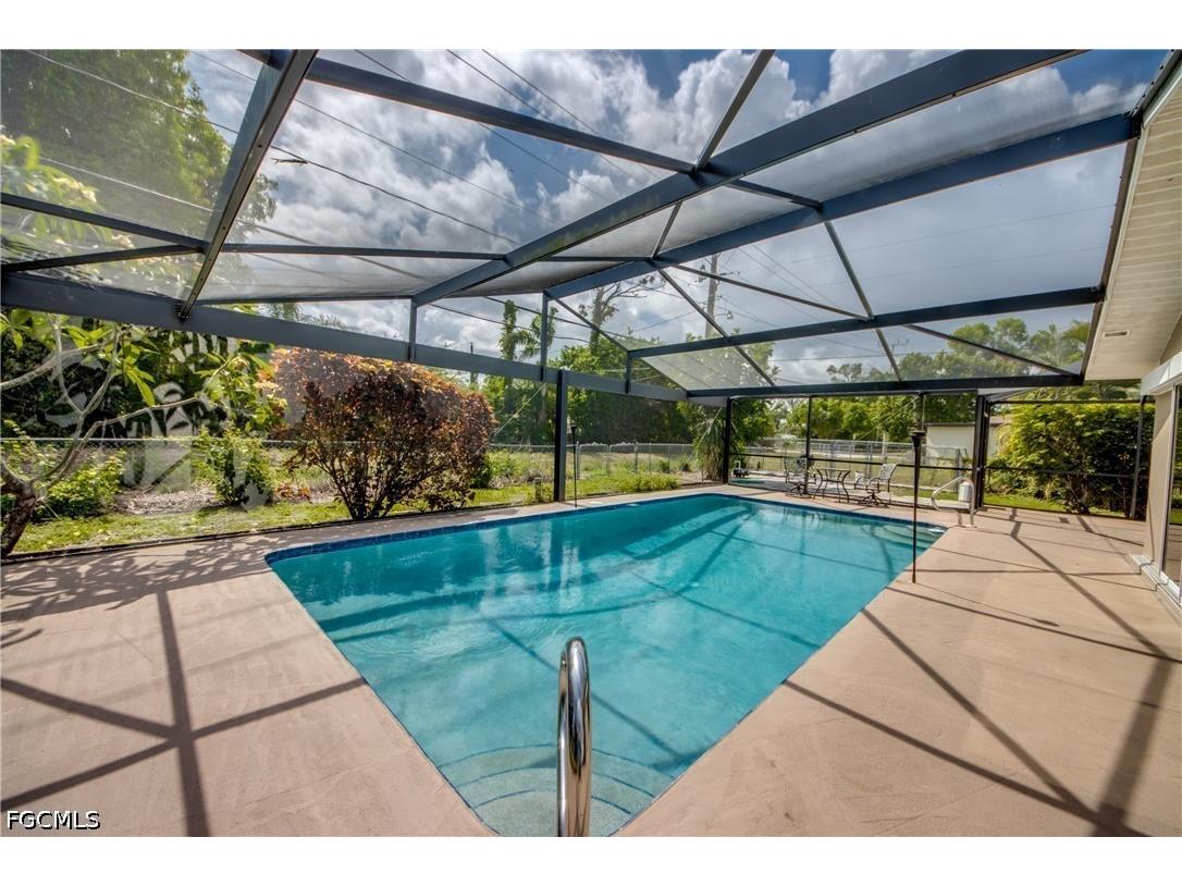 8524 Dartmouth Street Fort Myers FL 33907 2026021758 image38