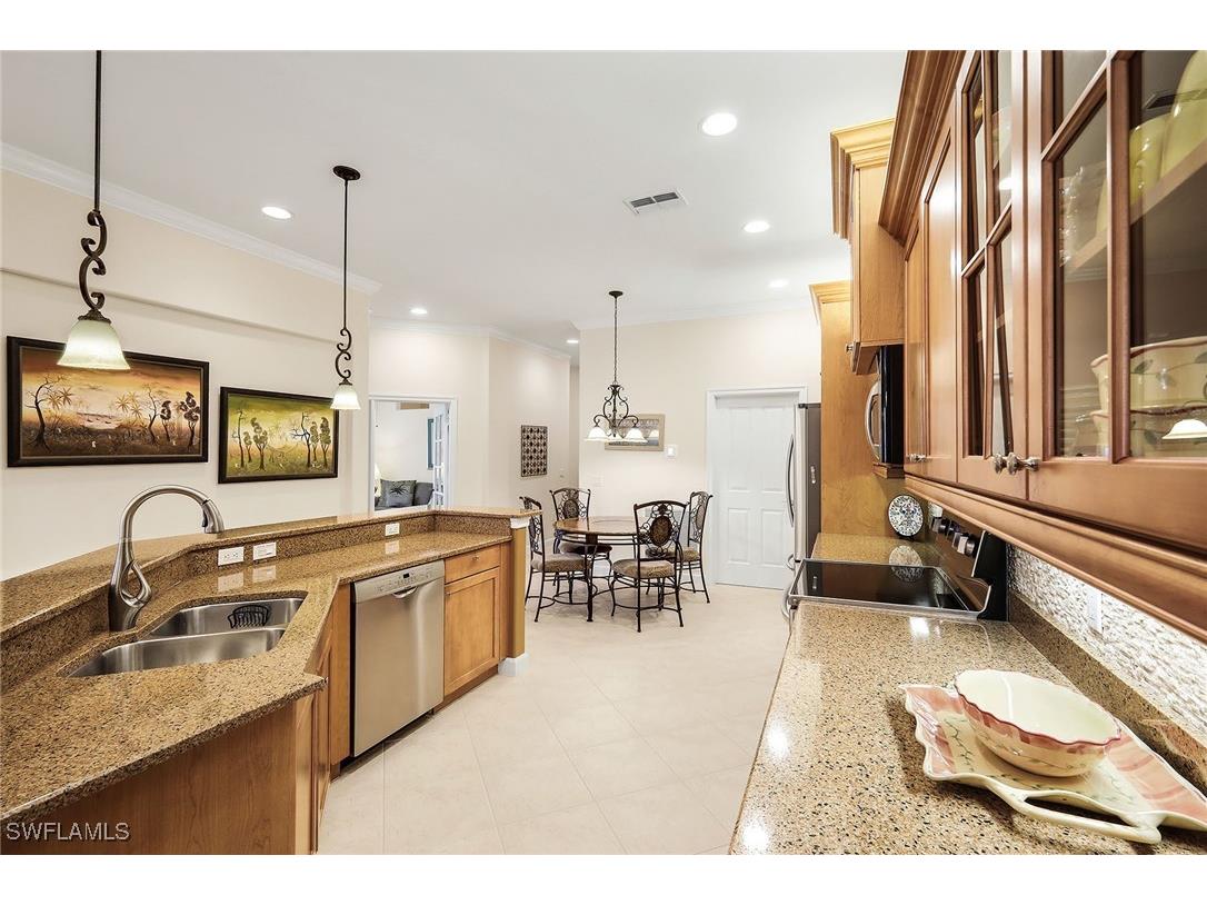 8524 Via Lungomare Circle #206 Estero FL 33928 225084393 image10