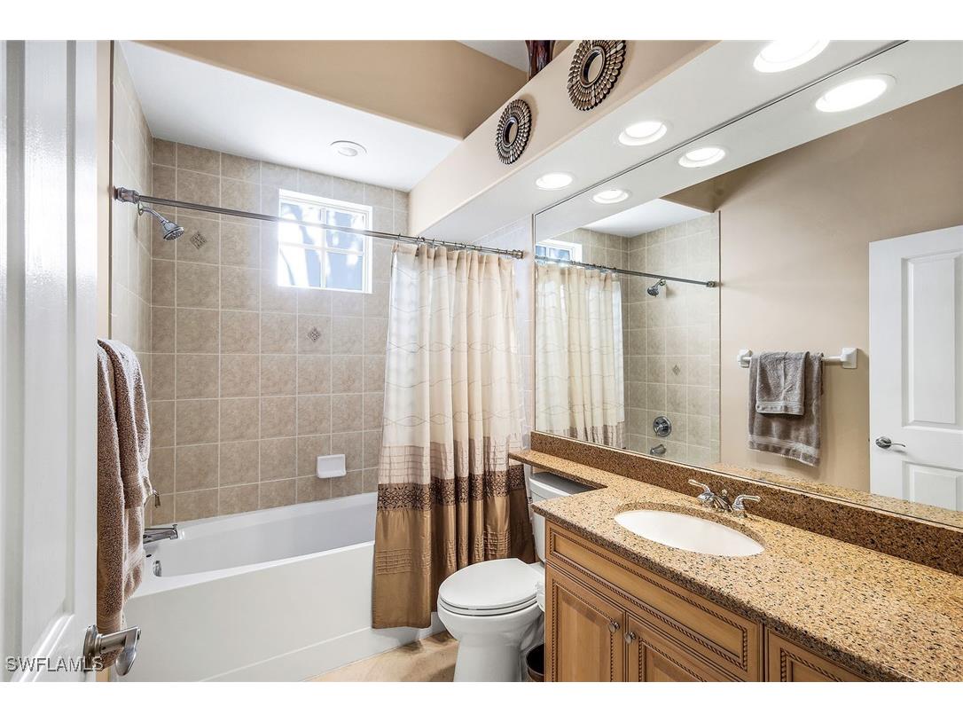 8524 Via Lungomare Circle #206 Estero FL 33928 225084393 image19