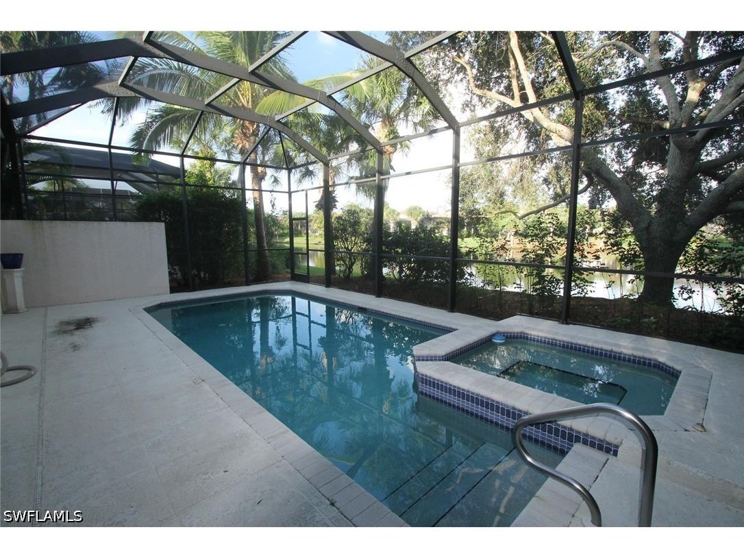 8526 Pepper Tree Way Naples FL 34114 226018229 image1