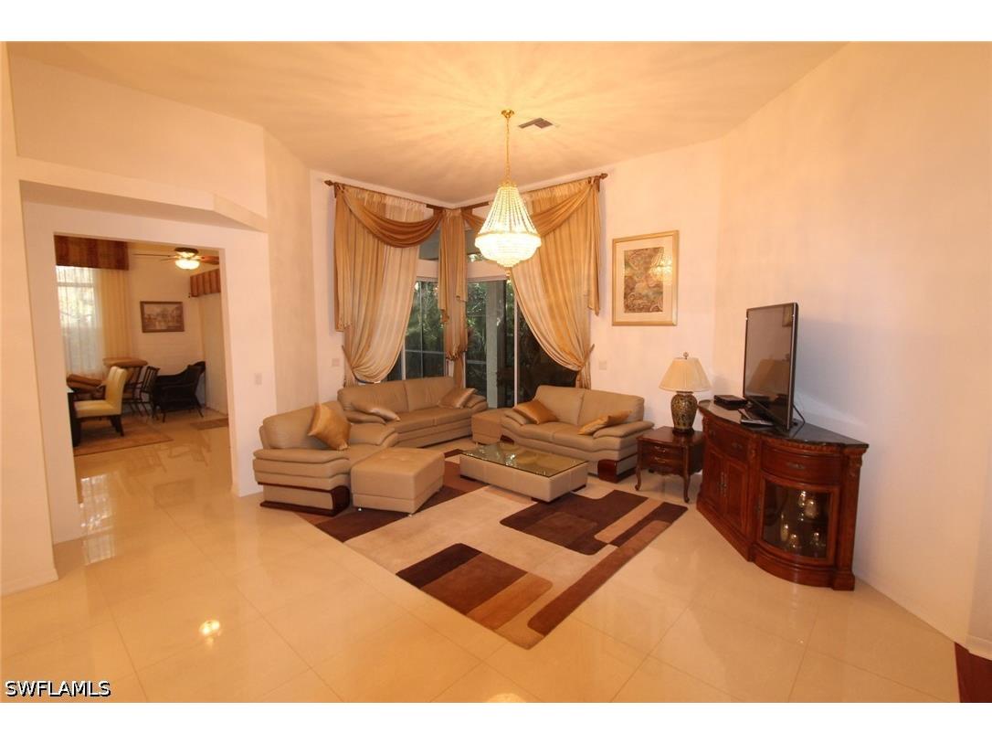 8526 Pepper Tree Way Naples FL 34114 226018229 image4