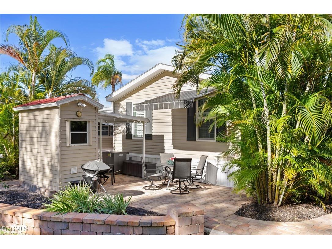 8528 Pepperwood Drive Estero FL 33928 2025022058 image23