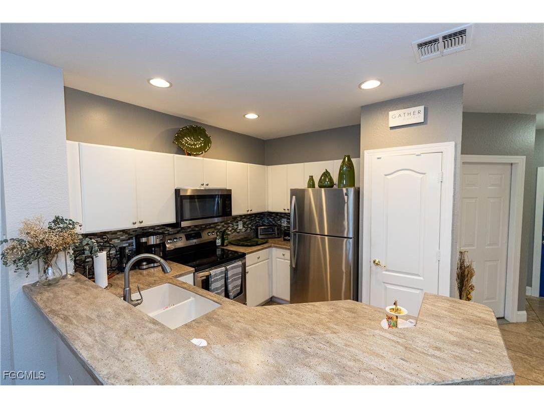 8529 Athena Court Lehigh Acres FL 33971 2025008555 image4