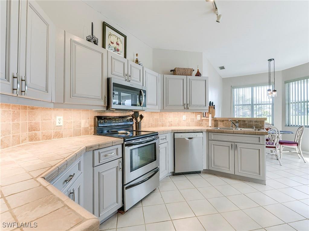8529 Fairway Bend Drive Estero FL 33967 226002548 image13