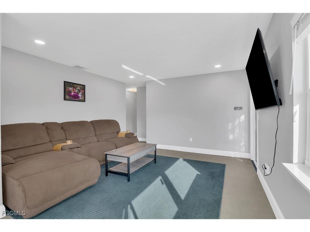 853 Java Plum Avenue North Fort Myers FL 33903 2025022201 image10