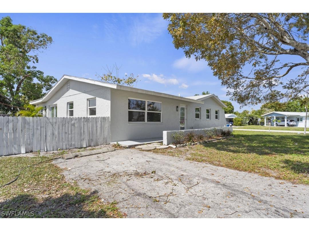 853 Java Plum Avenue North Fort Myers FL 33903 224025534 image1