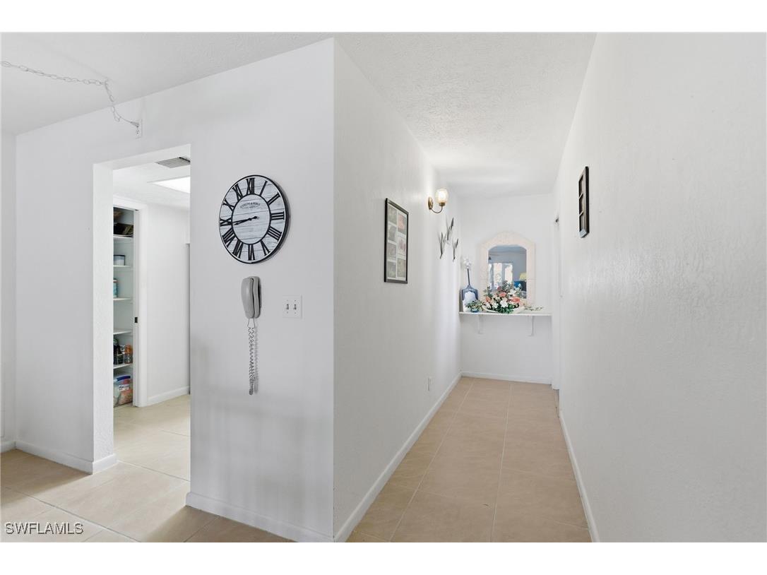853 SE 46th Lane #105 Cape Coral FL 33904 226003480 image3