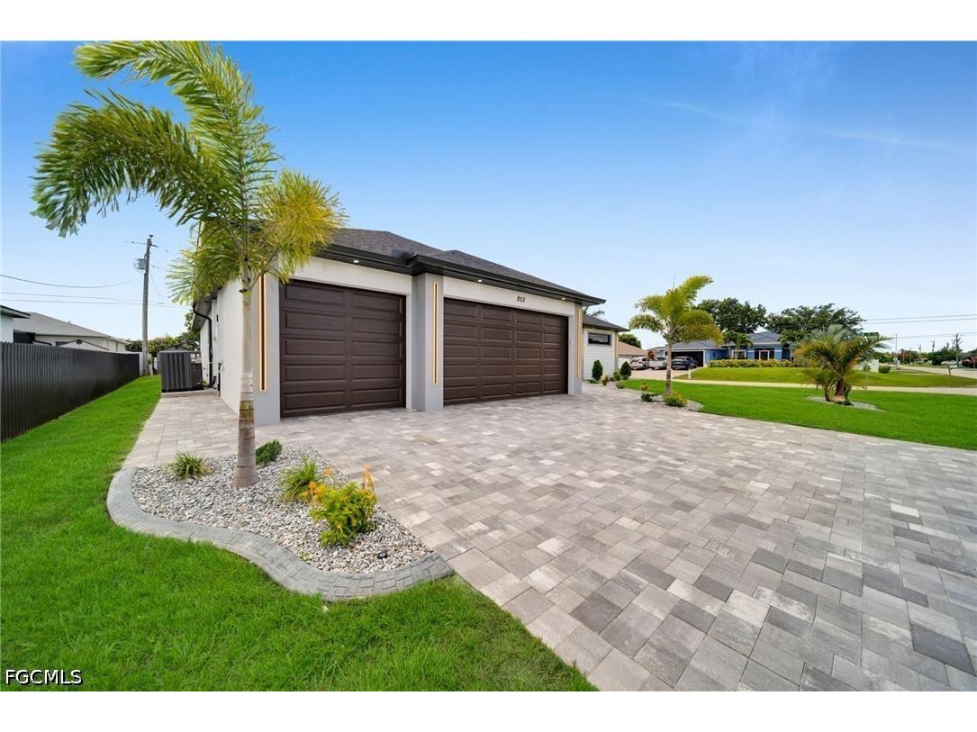 853 SW 15th Avenue Cape Coral FL 33991 2026028869 image2