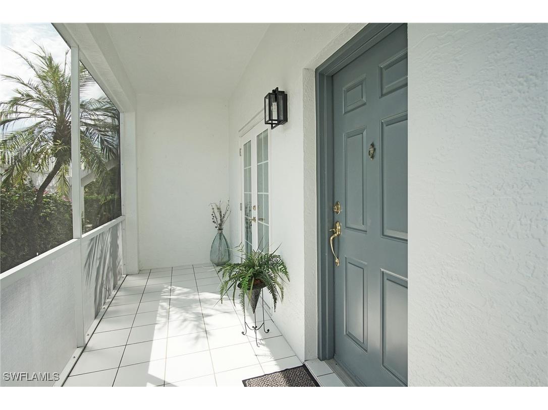 853 Tanbark Drive #105 Naples FL 34108 225071463 image3