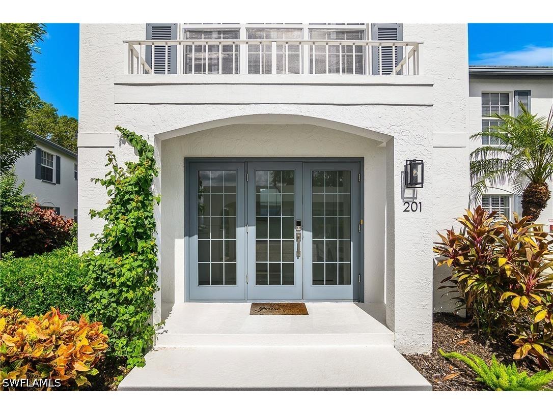 853 Tanbark Drive #201 Naples FL 34108 226013521 image1