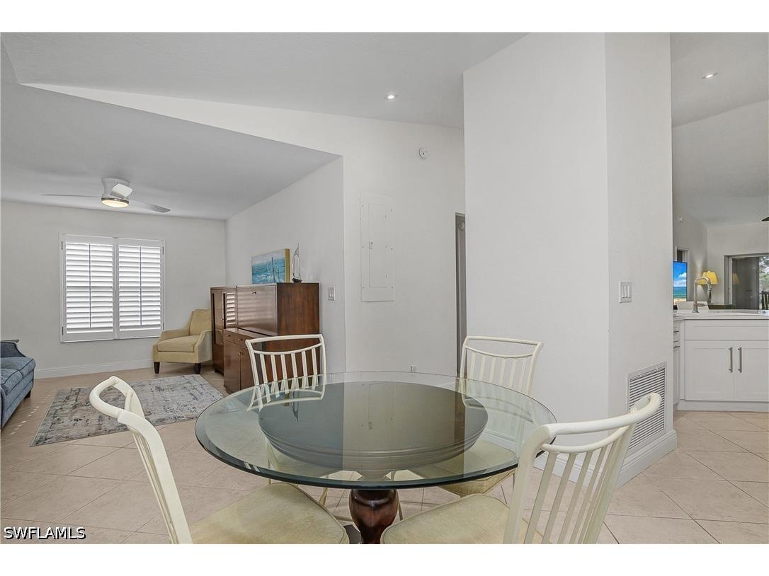 853 Tanbark Drive #201 Naples FL 34108 226013521 image16