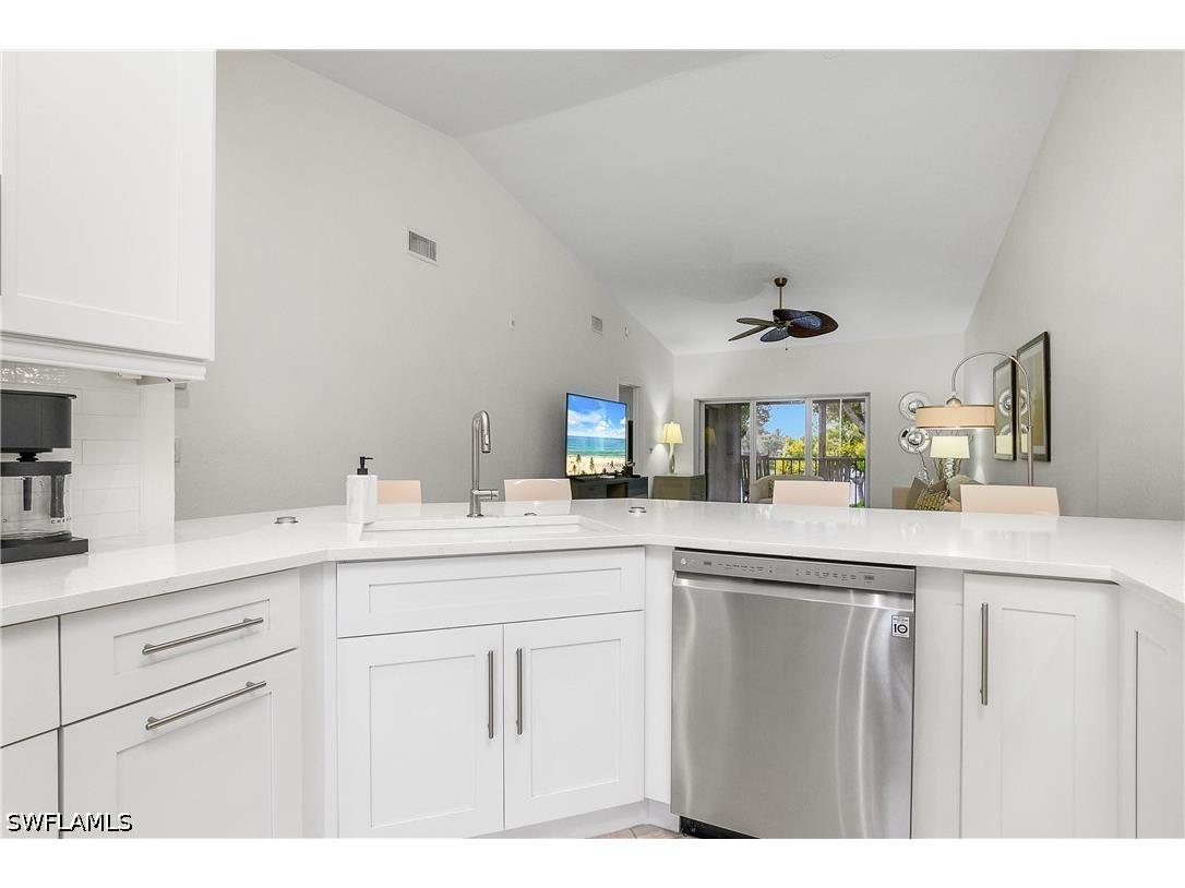 853 Tanbark Drive #201 Naples FL 34108 226013521 image17