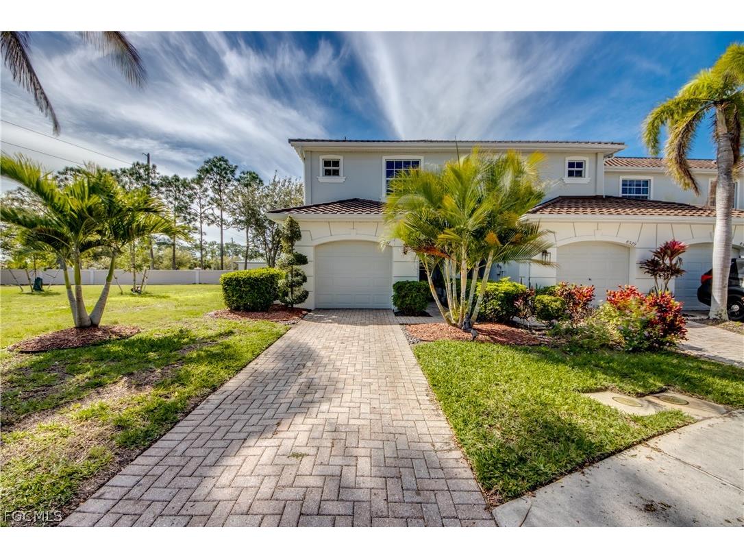 8531 Athena Court Lehigh Acres FL 33971 2026013377 image1