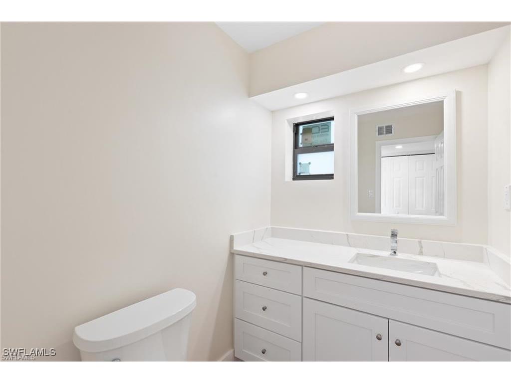 8531 Yorkshire Lane Fort Myers FL 33919 225075736 image21