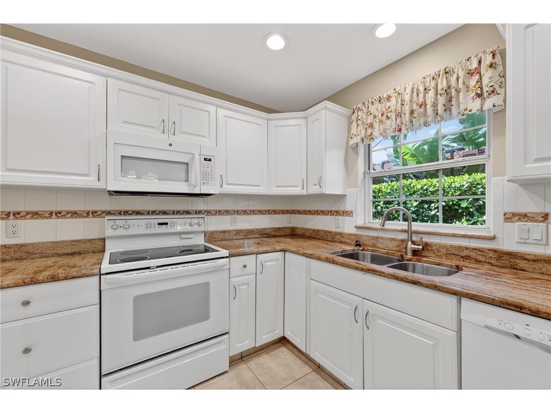 8534 Chase Preserve Drive Naples FL 34113 226007747 image9