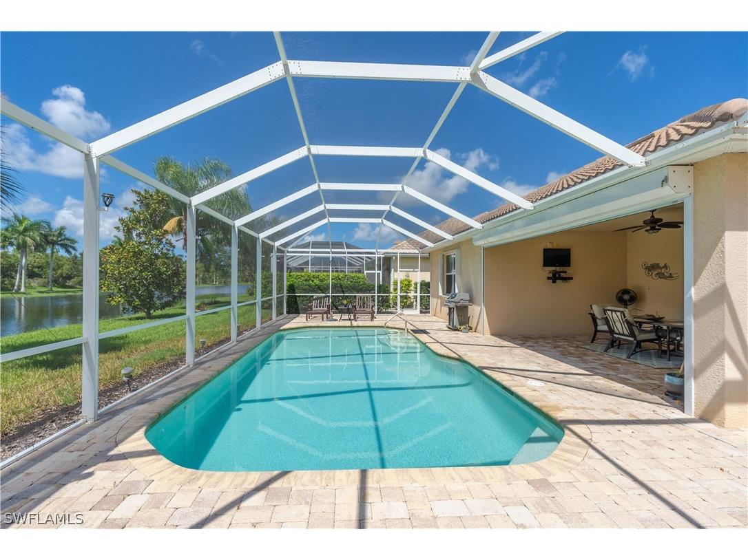 8534 Karina Court Naples FL 34114 224060086 image1