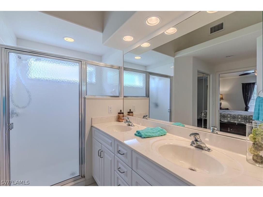 8535 Ibis Cove Circle #M661 Naples FL 34119 226012428 image6