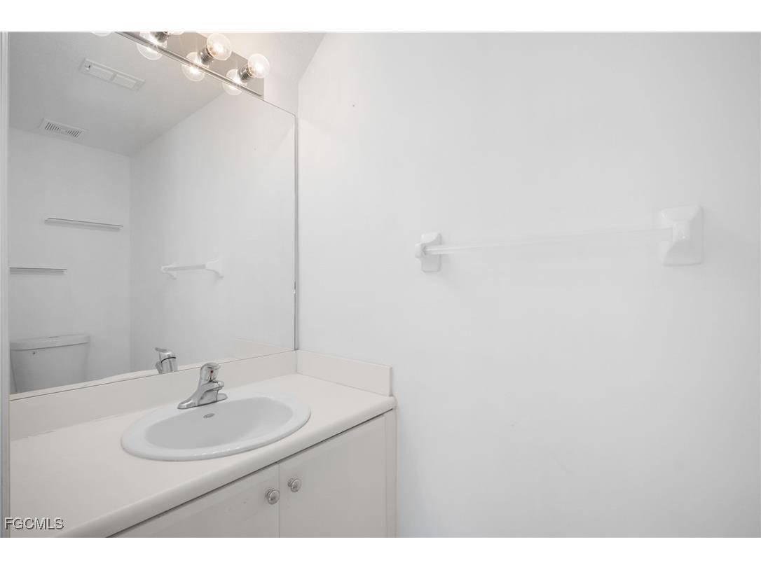 8535 Athena Court Lehigh Acres FL 33971 2025020570 image15