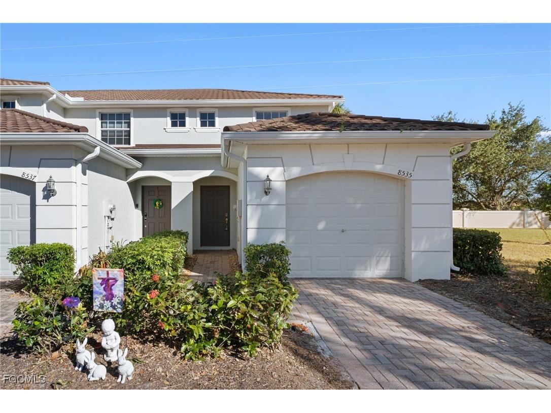8535 Athena Court Lehigh Acres FL 33971 2025020570 image2