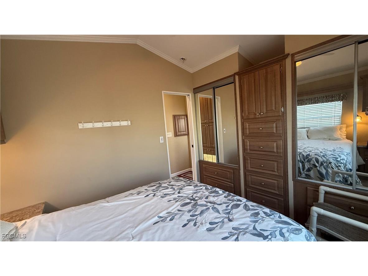 8539 Pepperwood Drive Estero FL 33928 2025015851 image12