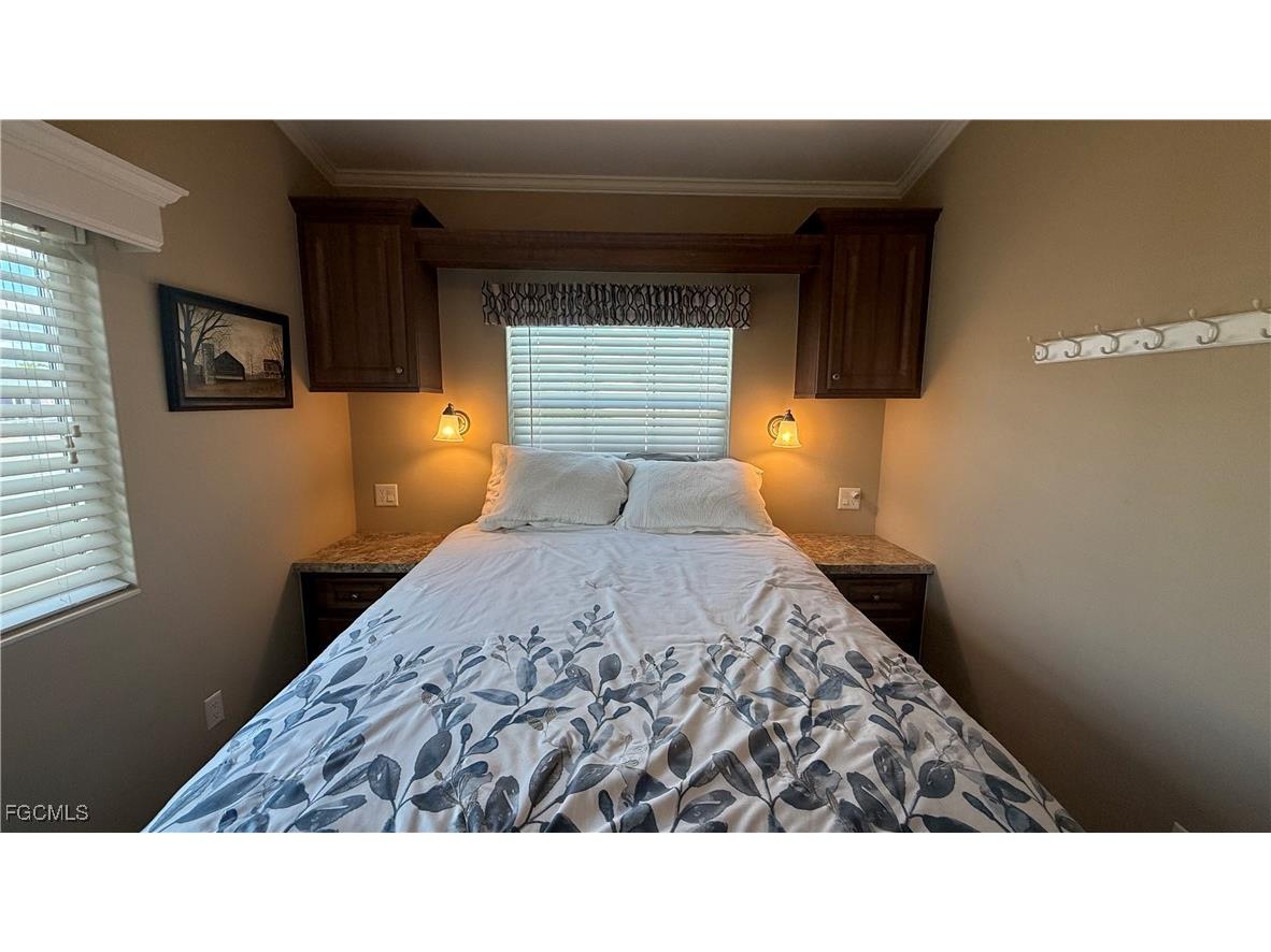 8539 Pepperwood Drive Estero FL 33928 2025015851 image13