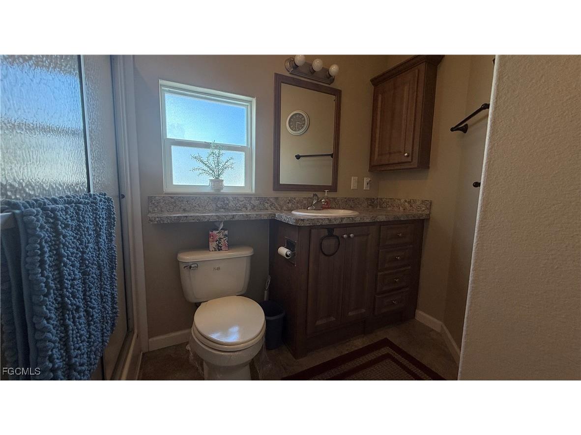 8539 Pepperwood Drive Estero FL 33928 2025015851 image15